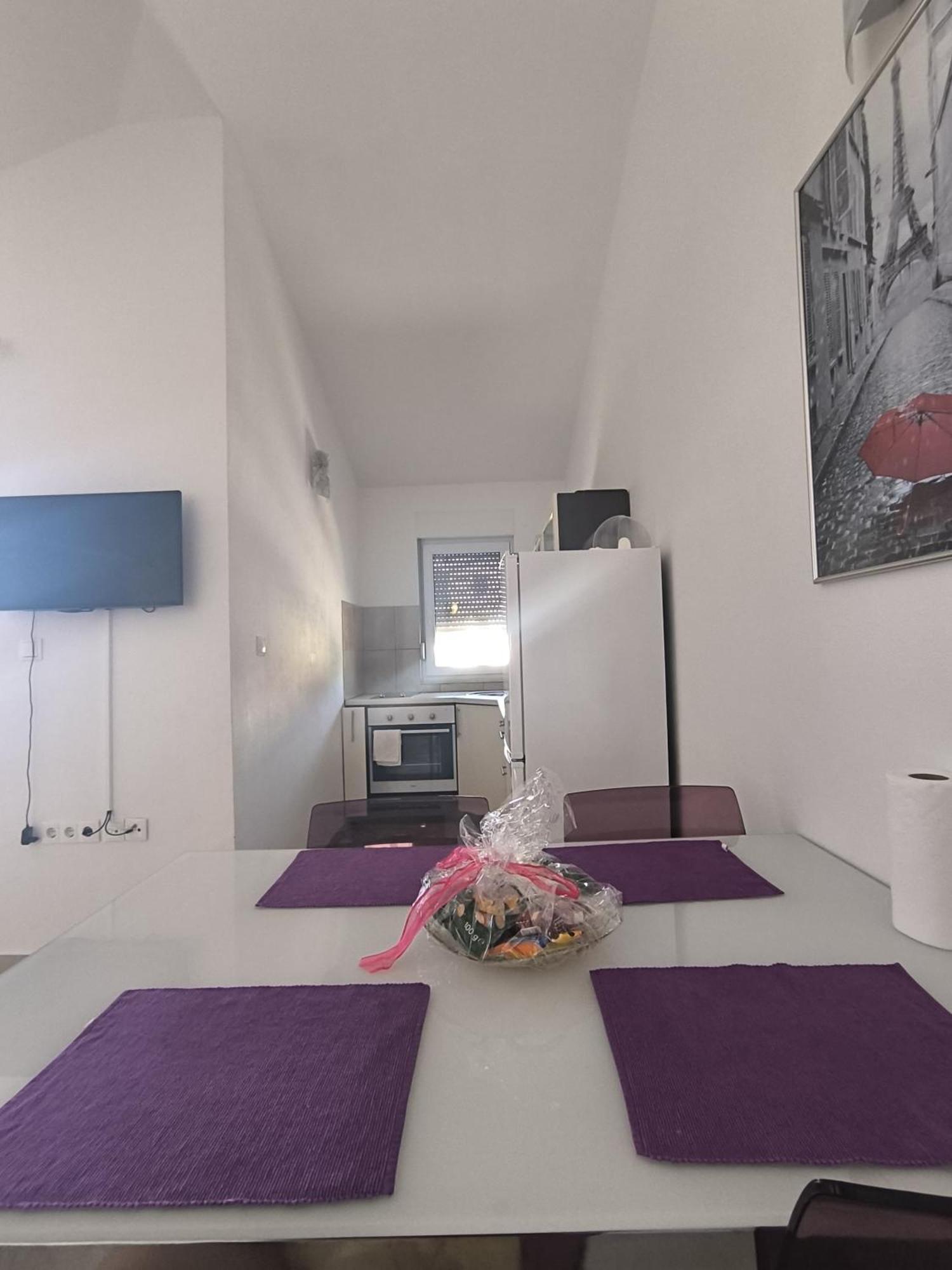 Apartments Otok 2 Trogir Eksteriør bilde