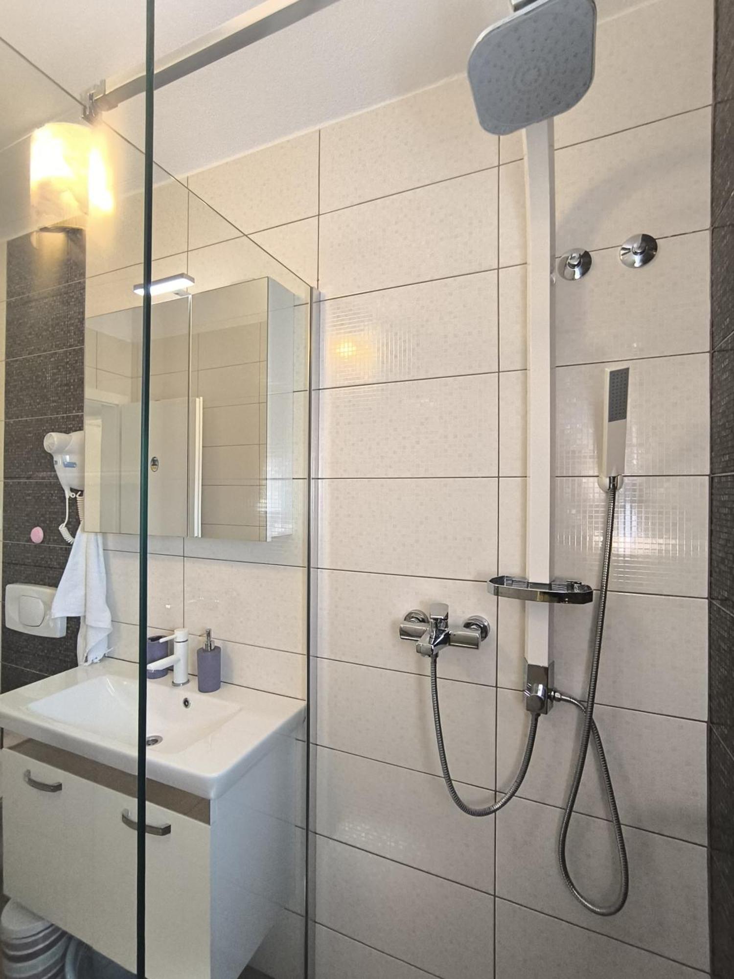 Apartments Otok 2 Trogir Eksteriør bilde