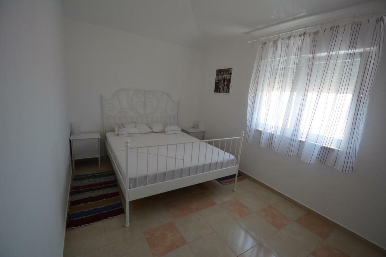 Apartments Otok 2 Trogir Eksteriør bilde