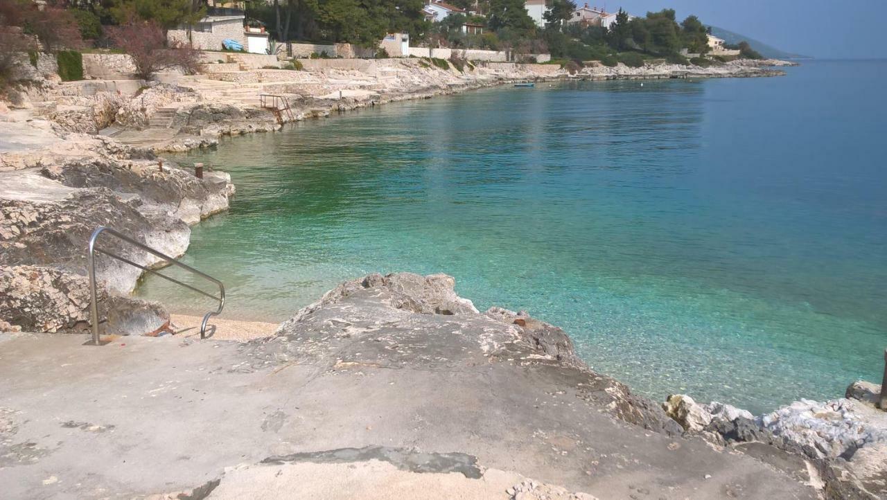 Apartments Otok 2 Trogir Eksteriør bilde