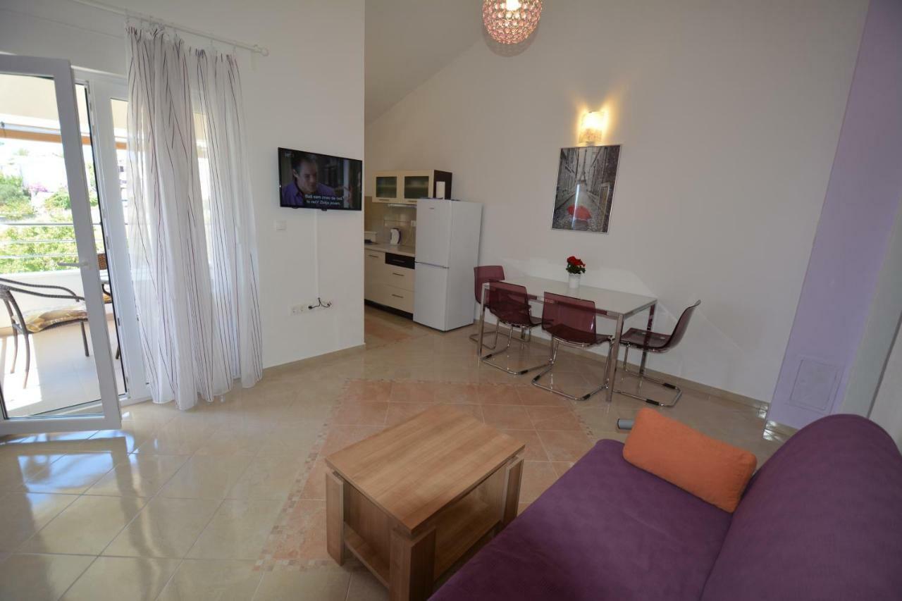 Apartments Otok 2 Trogir Eksteriør bilde
