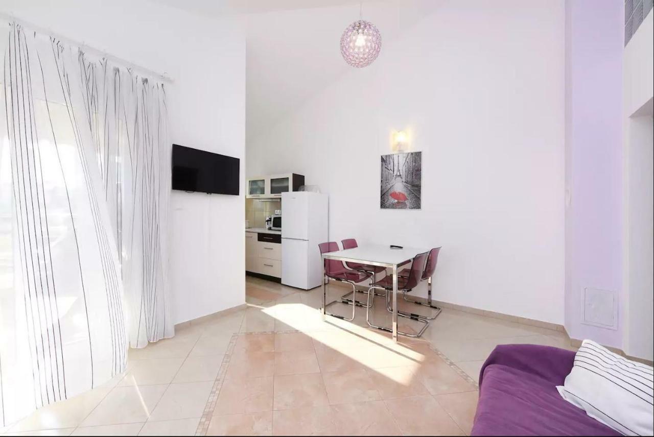 Apartments Otok 2 Trogir Eksteriør bilde