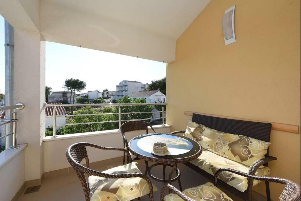 Apartments Otok 2 Trogir Eksteriør bilde